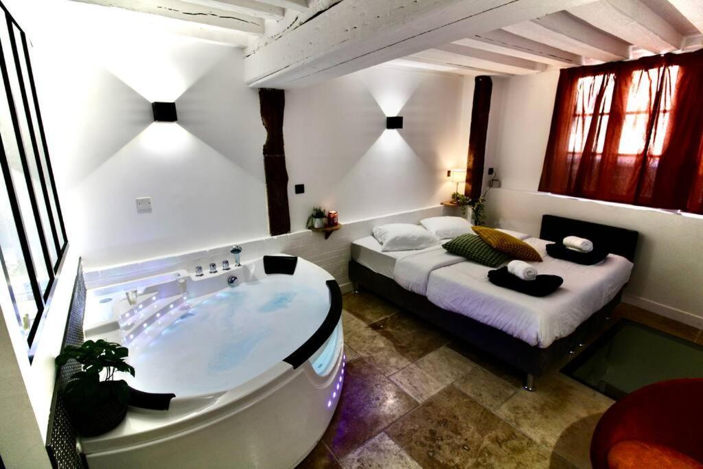 Le Spa Beauvoisine - Jacuzzi Sauna Rouen Centre Free Parking מראה חיצוני תמונה